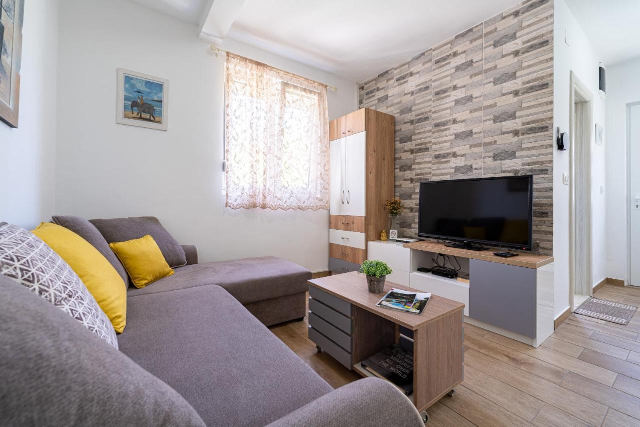 Apartments Gruda Cetinje Bagian luar foto