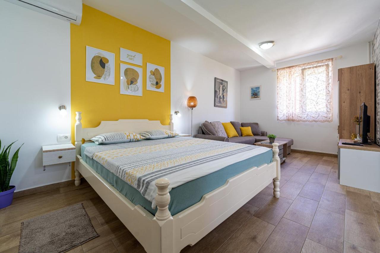 Apartments Gruda Cetinje Bagian luar foto