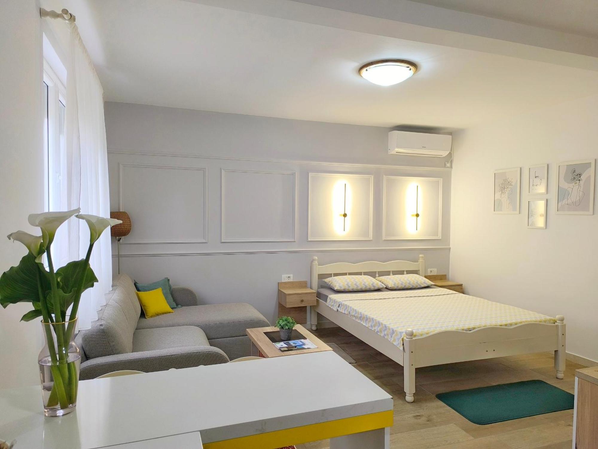 Apartments Gruda Cetinje Bagian luar foto