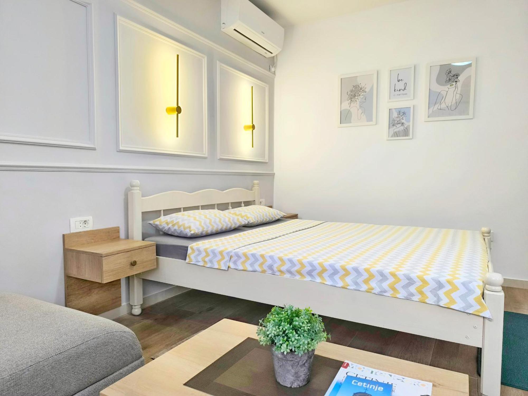 Apartments Gruda Cetinje Bagian luar foto
